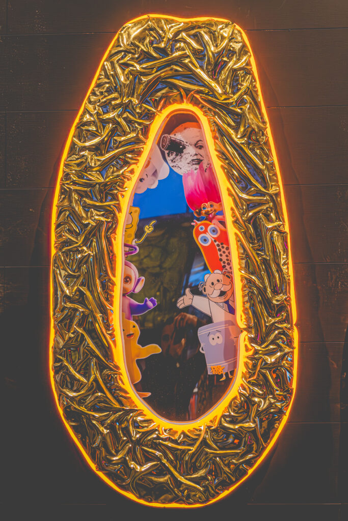 Papaya Moon vertical